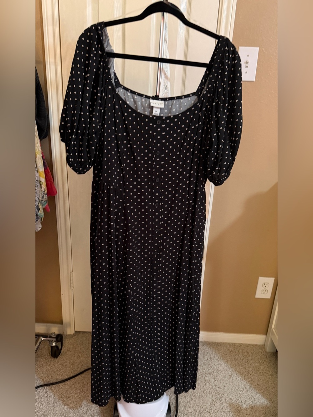 Ava & Viv Black Polka Dot Puff-Sleeve Maxi Dress